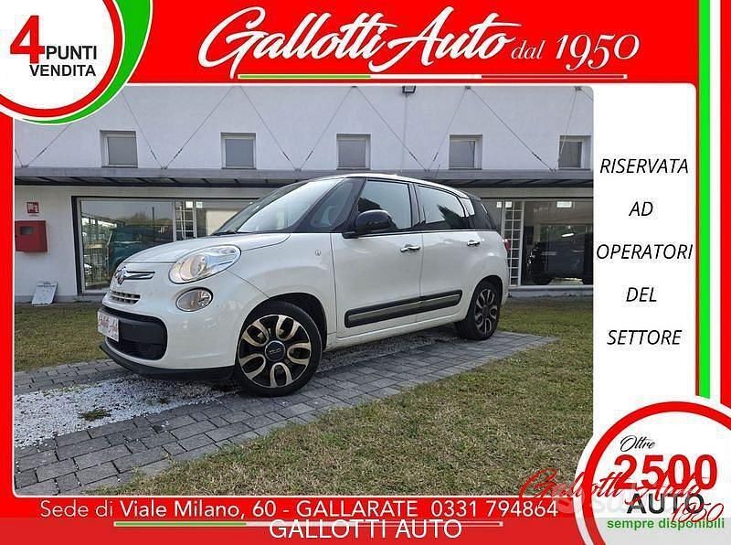 Bianco Usata 2014 Fiat 500L Living Monovolume | 5690 € (Buon prezzo) - Immagine 1/4