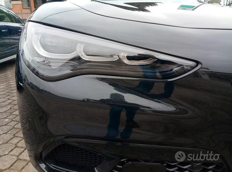 Usata Alfa Romeo Stelvio Sprint 210 CV (154 kW) 2023 Nero SUV