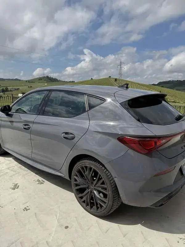Usata Cupra Leon VZ2 150 CV (110 kW) 2021 Berlina