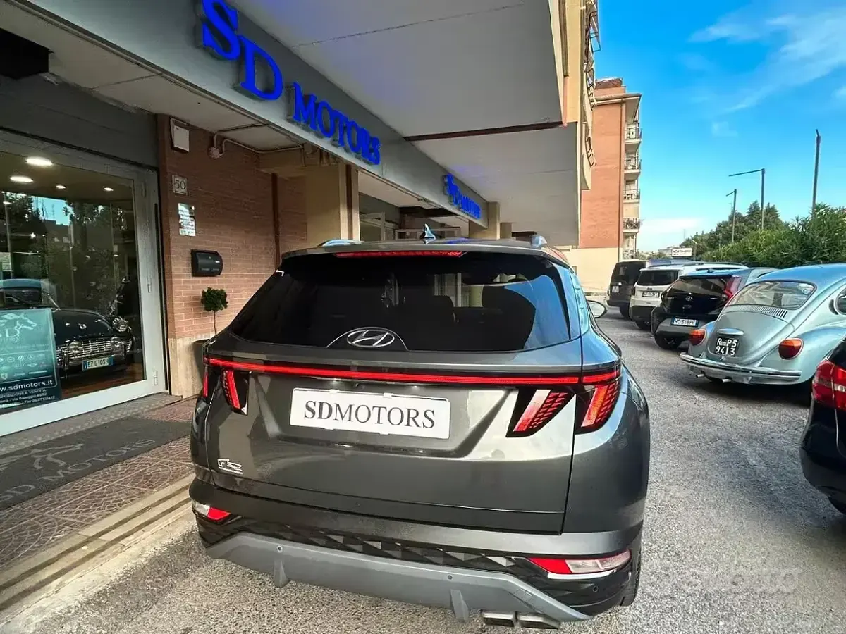 Usata Hyundai Tucson 179 CV (131 kW) 2023 Grigio SUV