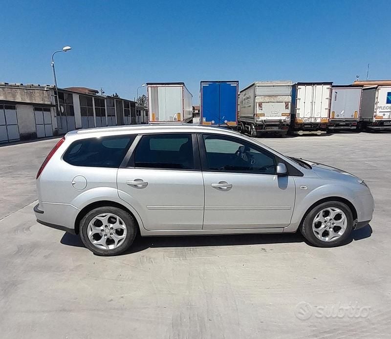 Usata Ford Focus 90 CV (66 kW) 2007 Station wagon