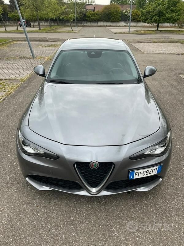 Usata Alfa Romeo Giulia 180 CV (132 kW) 2018 Berlina