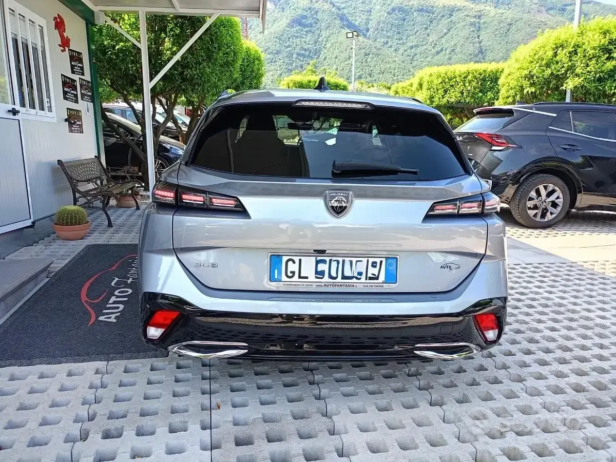 Usata Peugeot 308 Allure 131 CV (96 kW) 2022 Grigio Station wagon