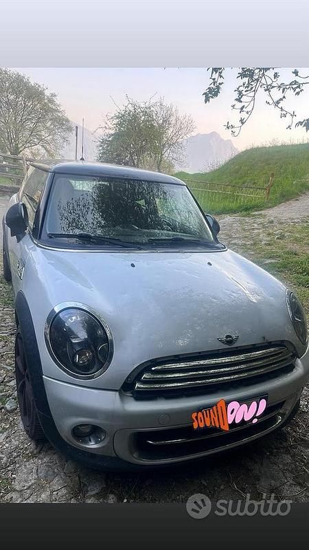 Usata Mini Cooper D 2012 Utilitaria