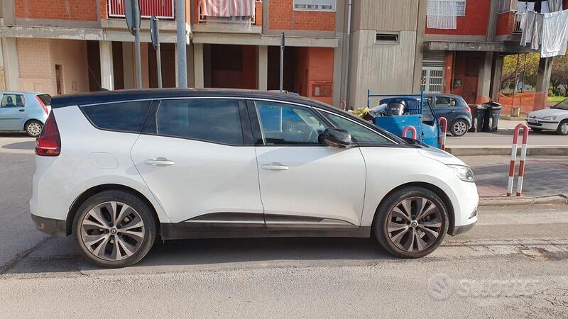 Venduto Renault Grand Scénic IV Blue . - auto usate in vendita