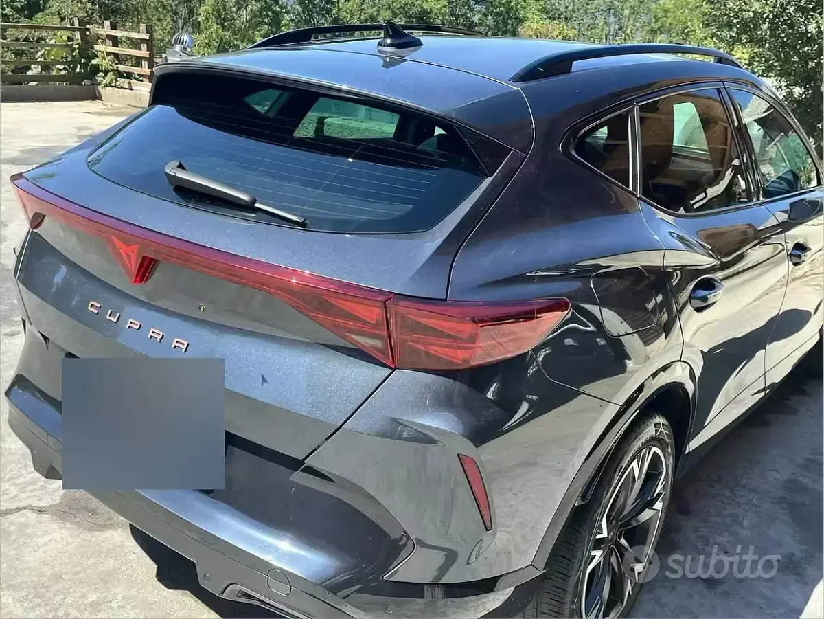 Usata Cupra Formentor 150 CV (110 kW) 2025 Grigio SUV