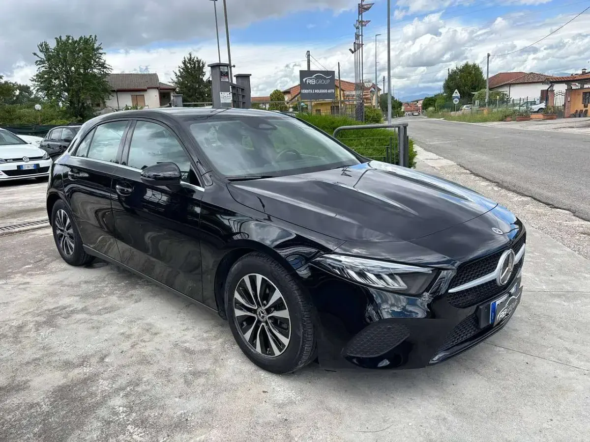 Usata Mercedes A180 Advanced 116 CV (85 kW) 2025 Nero Berlina