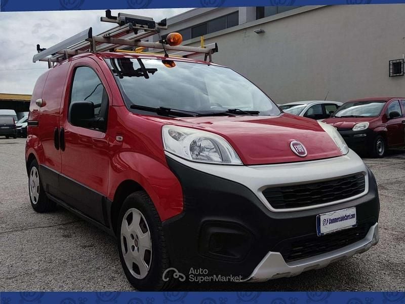 Usata Fiat Fiorino 95 CV (69 kW) 2016 Rosso Monovolume