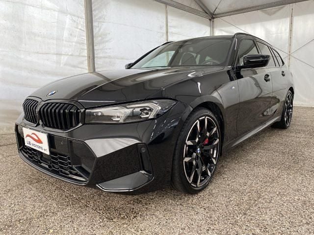 Nero Usata 2025 BMW 320 M Sport Station wagon | 41.500 € (Super prezzo) - Immagine 1/4