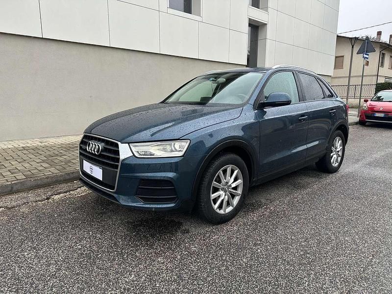 Usata Audi Q3 Business 150 CV (110 kW) 2015 Blu/azzurro SUV