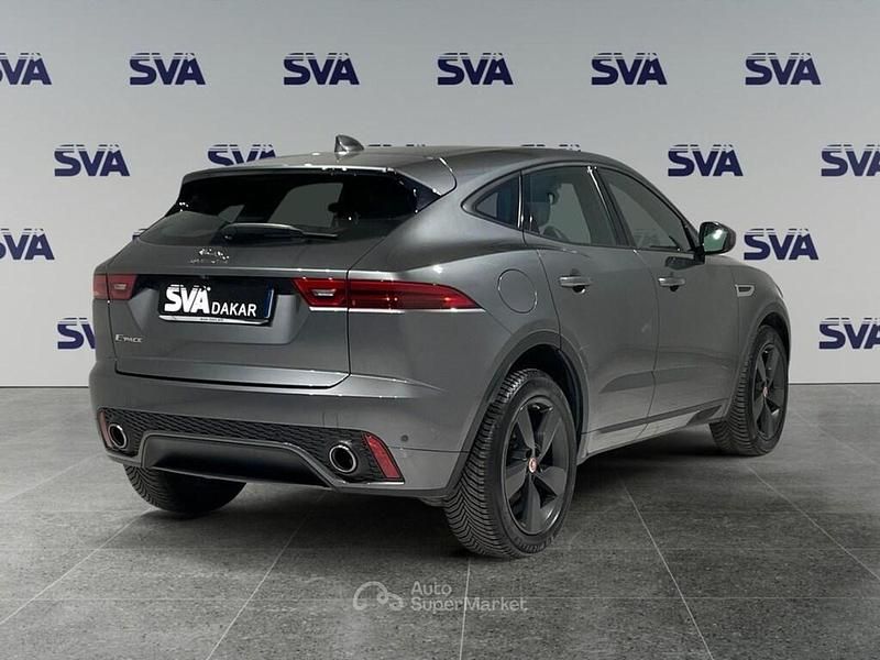 Begagnad Jaguar E-Pace R-Dynamic 150 HK (110 kW) 2019 Grå SUV