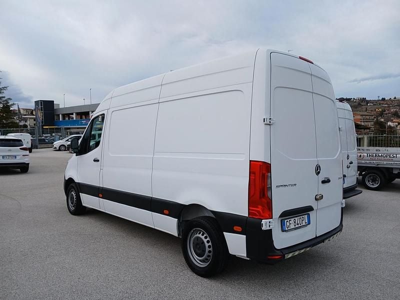 Usata Mercedes Sprinter 114 CV (83 kW) 2021 Bianco Furgone