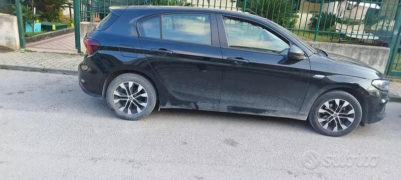 Usata Fiat Tipo 95 CV (69 kW) 2022 Nero Utilitaria