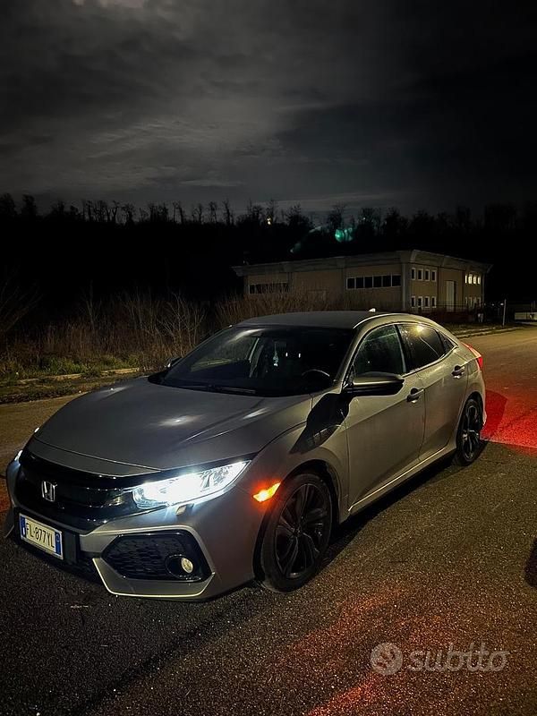 Usata Honda Civic 120 CV (88 kW) 2018 Grigio Berlina