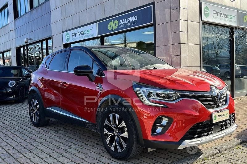 Usata Renault Captur Equilibre 101 CV (74 kW) 2023 Rosso SUV