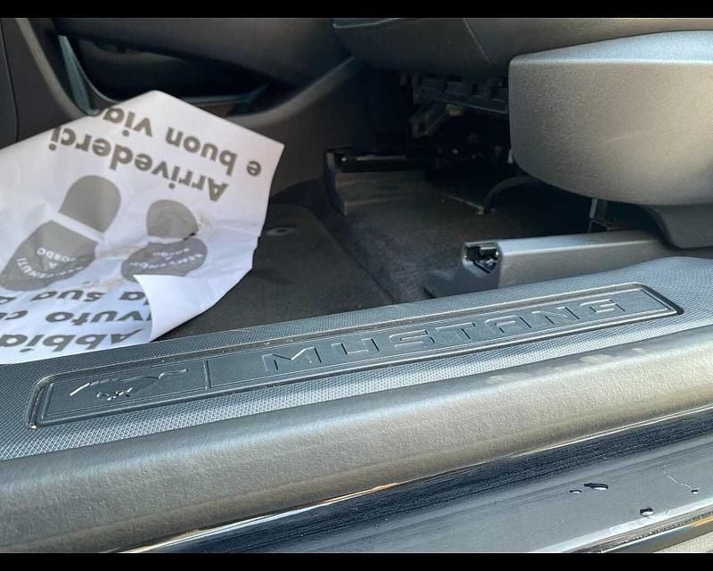 Usata Ford Mustang Standard Range 269 CV (197 kW) 2023 Nero Coupé