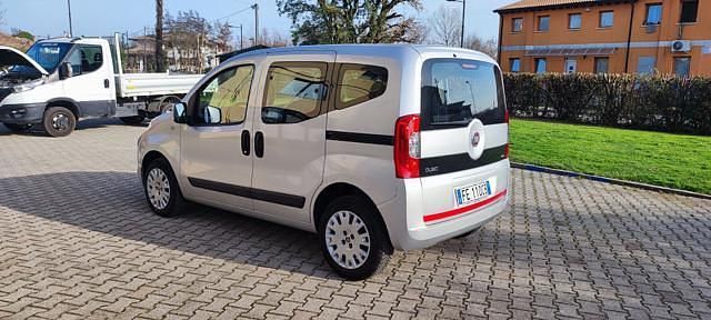 Usata Fiat Qubo Lounge 95 CV (69 kW) 2016 Argento Monovolume