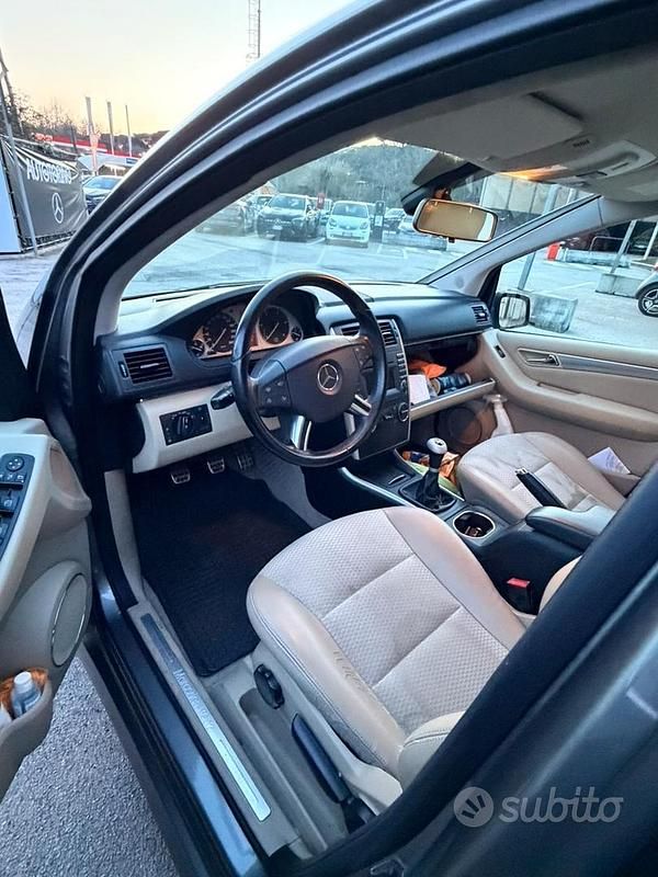 Usata Mercedes B200 2008 Grigio Monovolume