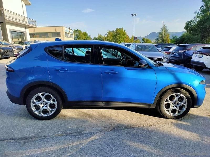 Usata Alfa Romeo Tonale Sprint 131 CV (96 kW) 2023 Blu/azzurro SUV
