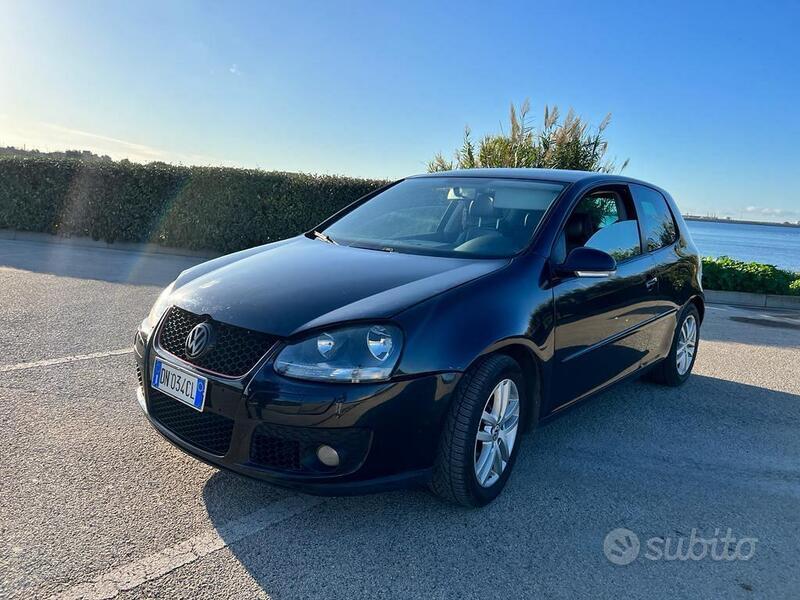 Usato 2008 VW Golf V 1.9 Diesel 105 CV (5.500 €)