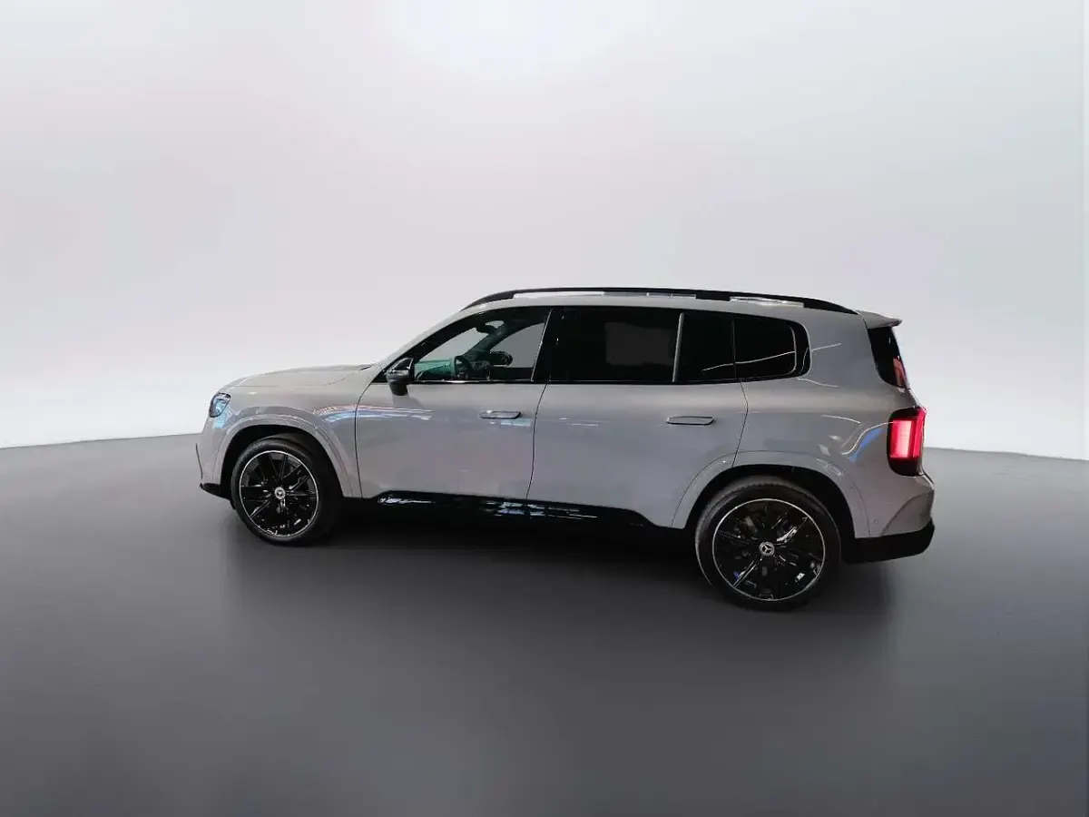 Nuova Mercedes GLB250 200 kW (272 CV) 2026 Alpinagrau unilack SUV