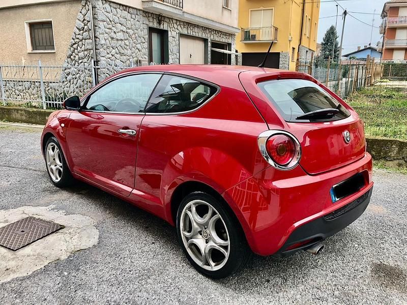 Usata Alfa Romeo MiTo 120 CV (88 kW) 2010 Rosso Utilitaria