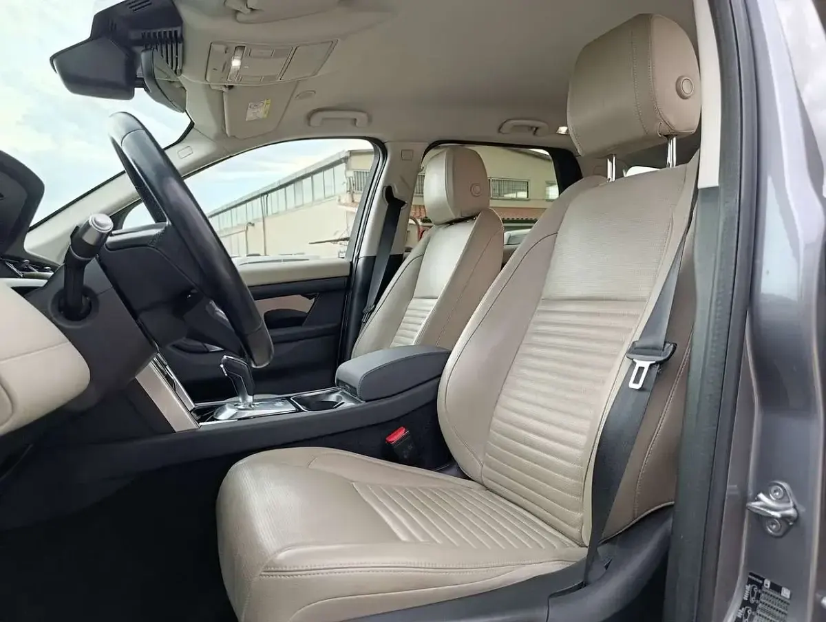 Usata Land Rover Discovery Sport SE 163 CV (119 kW) 2021 Grigio SUV