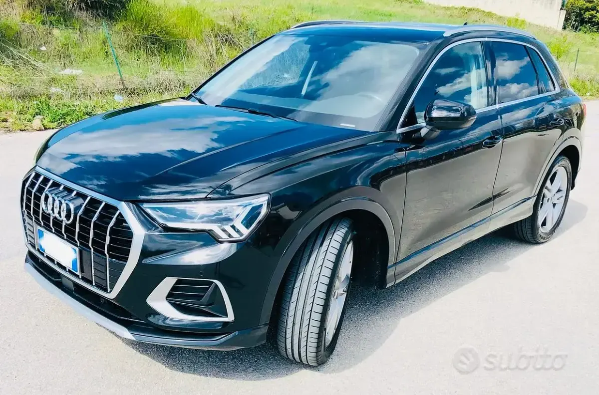 Usata Audi Q3 Advanced 150 CV (110 kW) 2019 Nero SUV