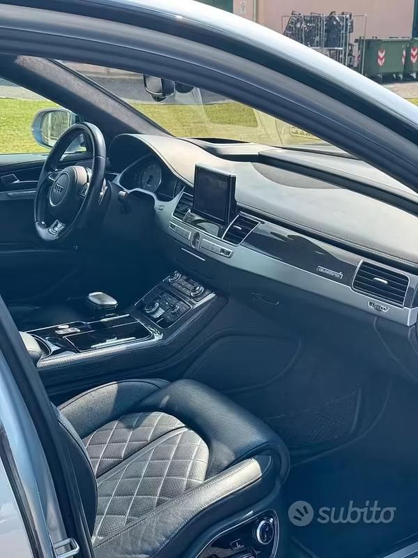 Usata Audi S8 605 CV (444 kW) 2016 Argento Berlina