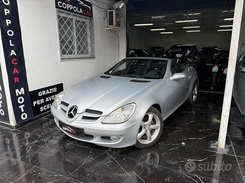 Usata Mercedes SLK200 163 CV (119 kW) 2004 Grigio Cabrio