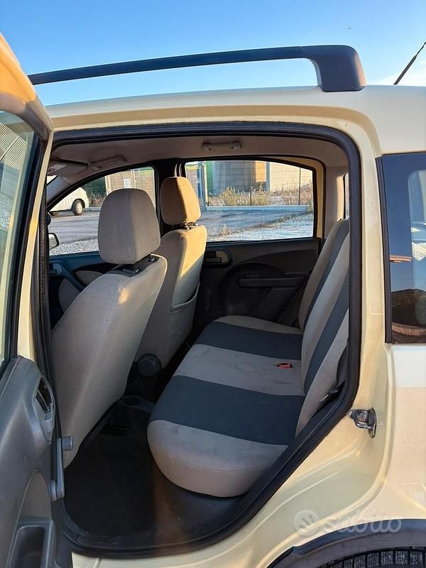 Usata Fiat Panda Dynamic 60 CV (44 kW) 2009 Giallo Berlina