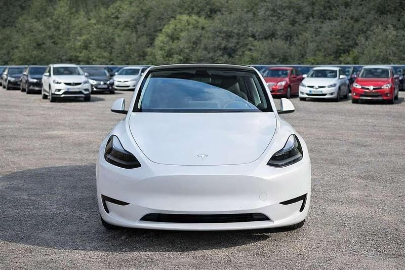 Usata Tesla Model Y RWD 88 kW (120 CV) 2022 Bianco SUV