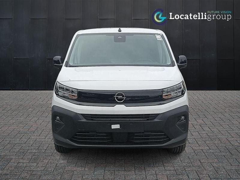 Nouvelle Opel Combo S 131 ch (96 kW) 2025 Blanc Berline