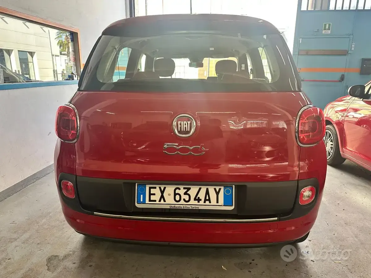 Usata Fiat 500L Lounge 105 CV (77 kW) 2014 Rosso Monovolume