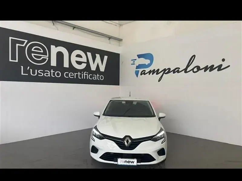 Usata Renault Clio Zen 140 CV (102 kW) 2022 Bianco Utilitaria