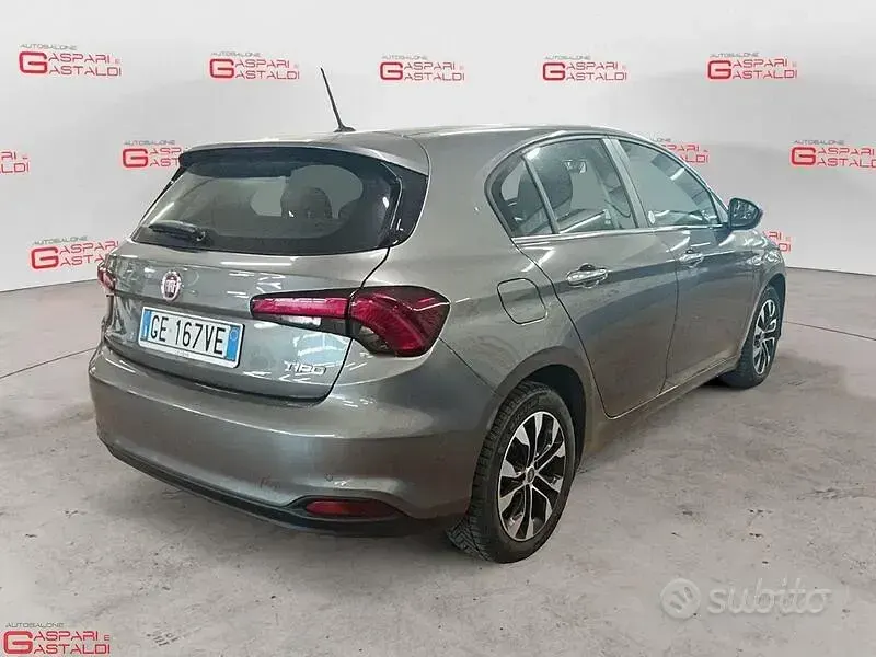 Usata Fiat Tipo Mirror 120 CV (88 kW) 2021 Grigio Berlina