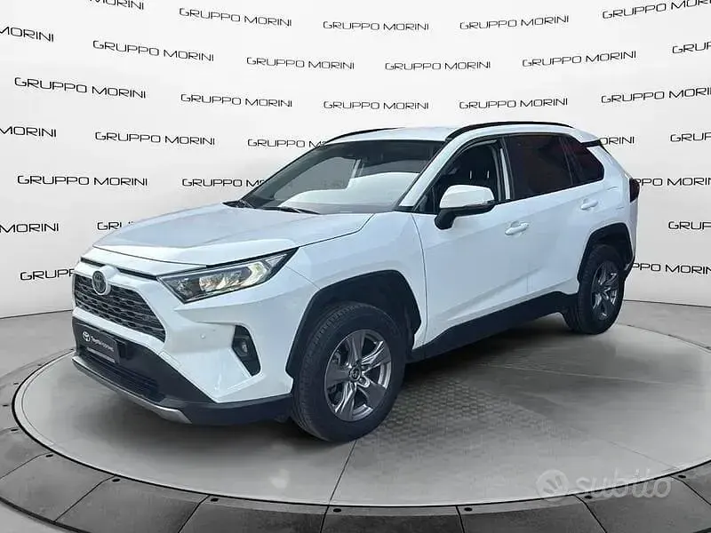 Usata Toyota RAV4 Hybrid Active 222 CV (163 kW) 2024 Other SUV