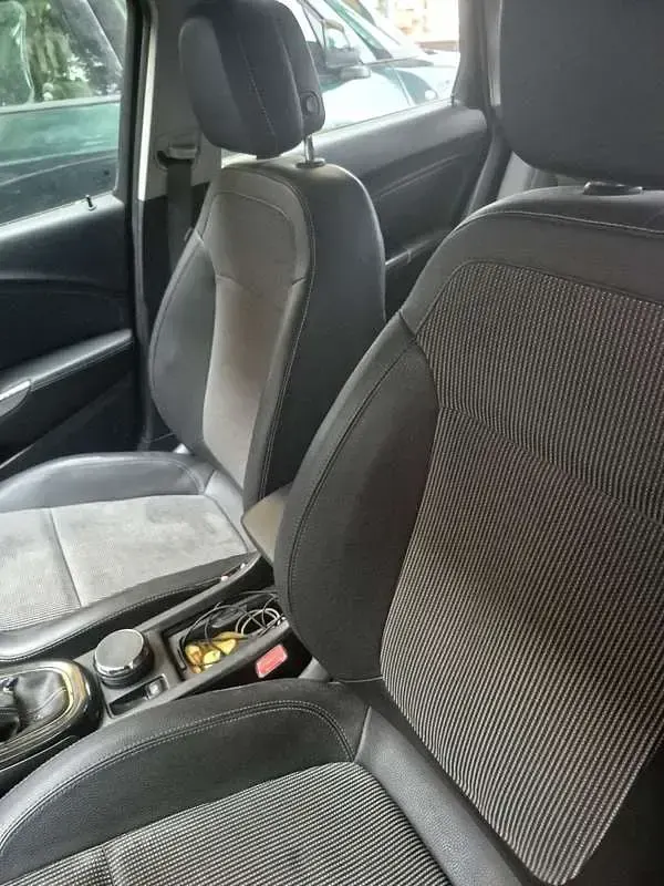 Usata Opel Astra Cosmo 110 CV (80 kW) 2010 Berlina