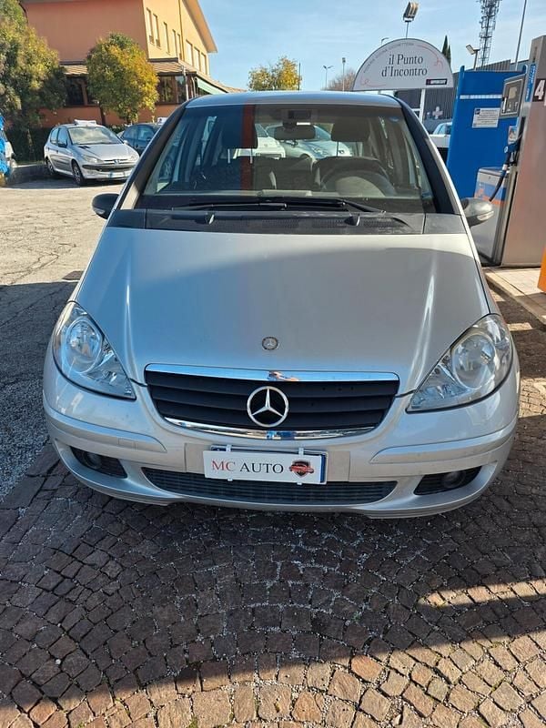 Usata Mercedes A150 Avantgarde 95 CV (69 kW) 2005 Argento Utilitaria