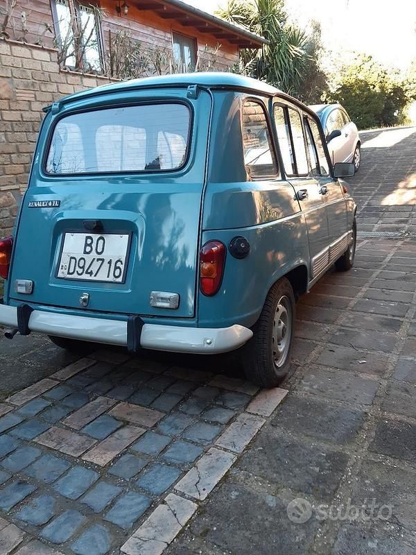 Usata Renault R4 33 CV (24 kW) 1989 Blu Berlina