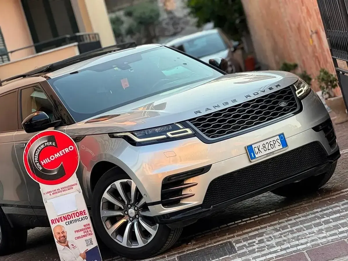 Usata Land Rover Range Rover Velar SE Dynamic 179 CV (131 kW) 2018 Grigio SUV