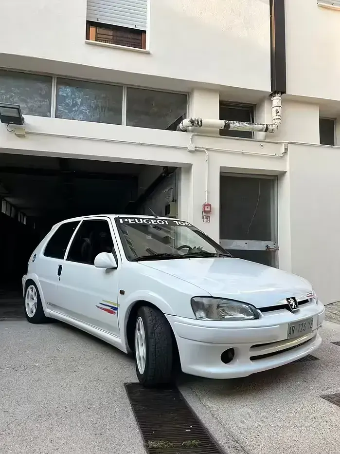 Usata Peugeot 106 101 CV (74 kW) 1996 Bianco Utilitaria