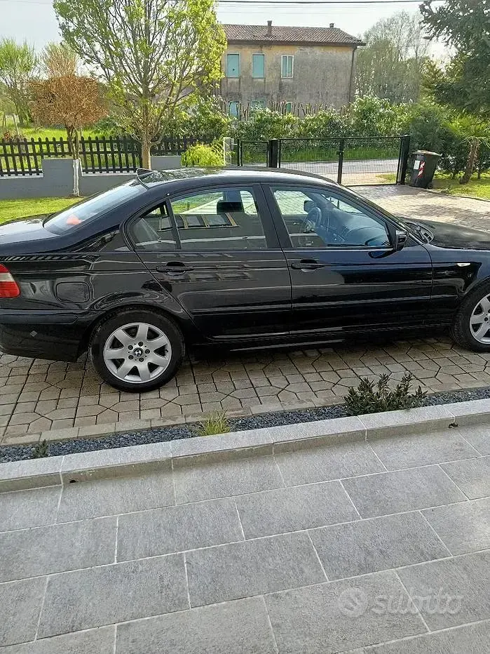 Usata BMW 320 150 CV (110 kW) 2003 Nero Berlina