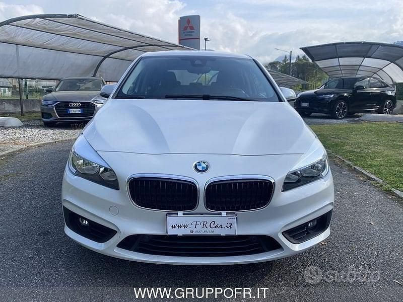Usata BMW 218 Advantage 150 CV (110 kW) 2017 Bianco Station wagon