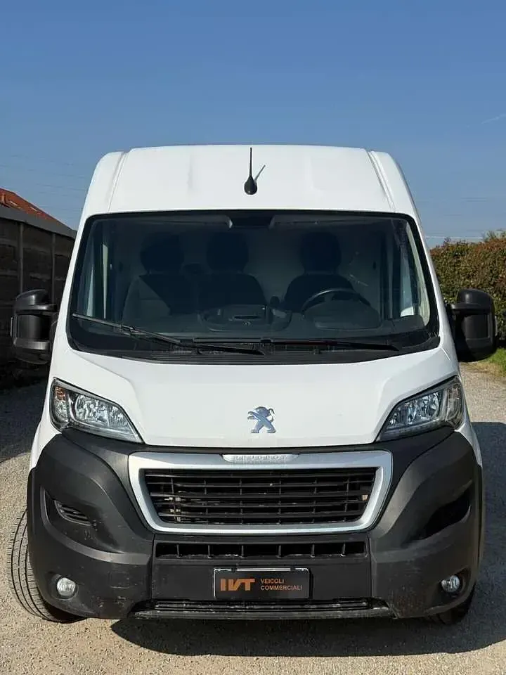 Usata Peugeot Boxer S 140 CV (102 kW) 2022 Bianco Furgone