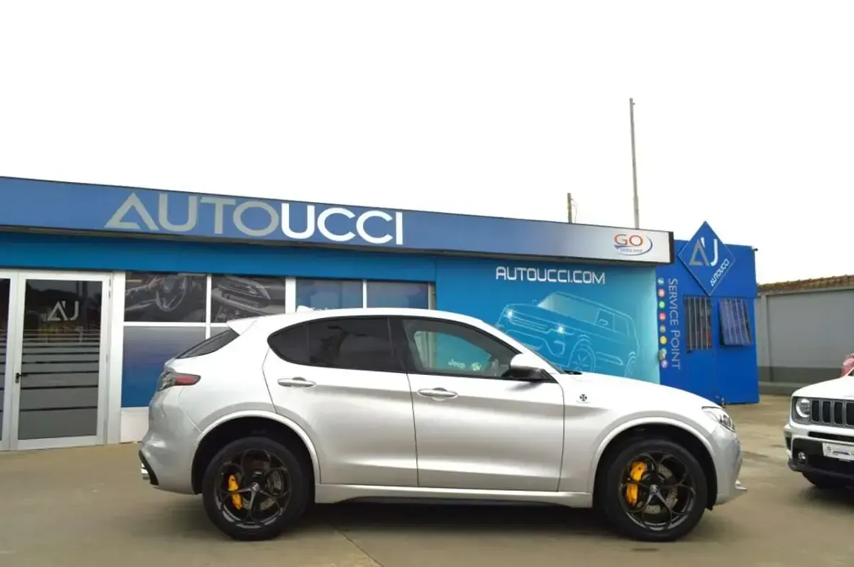 Usata Alfa Romeo Stelvio Quadrifoglio 510 CV (375 kW) 2021 Grigio silverstone SUV