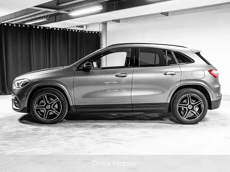 Nuova Mercedes GLA200 AMG line 150 CV (110 kW) 2026 SUV