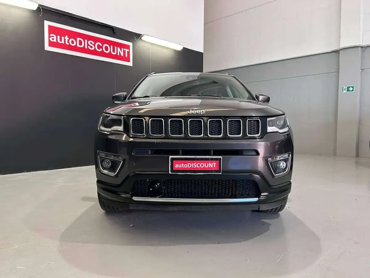 Usata Jeep Compass Limited 140 CV (102 kW) 2020 Grigio SUV
