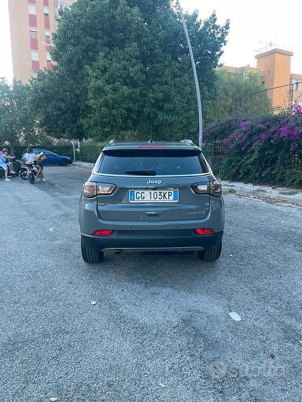 Usata Jeep Compass 131 CV (96 kW) 2021 Grigio SUV