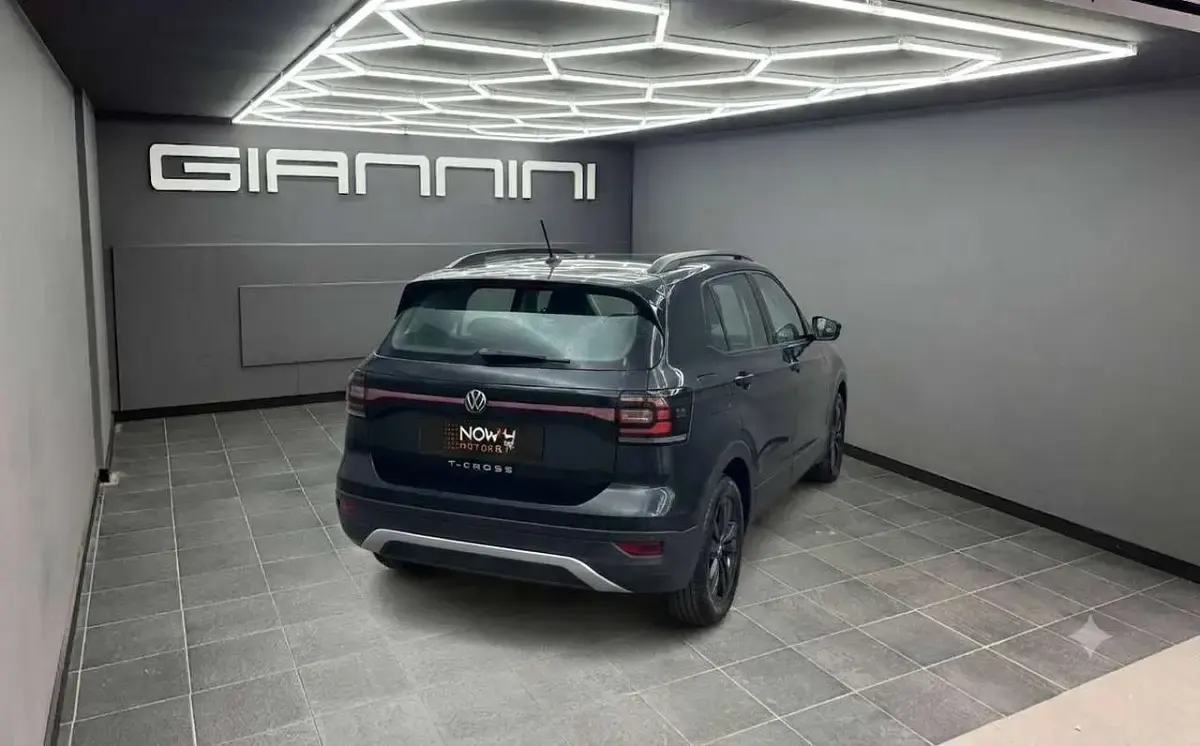 Usata VW T-Cross Style 95 CV (69 kW) 2023 Nero SUV